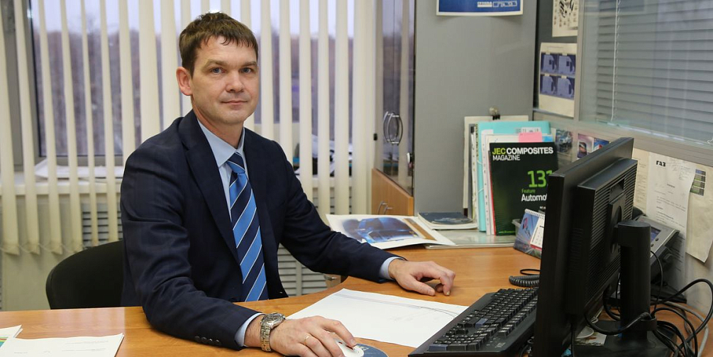 Роман Карев: «Я всегда любил рисовать машины, занимался автомоделированием, это и определило выбор профессии»