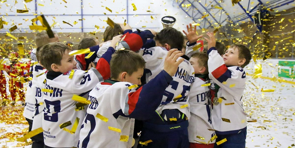 Детская команда торпедовского СДЮШОР - «Торпедо-2014» выиграла первый турнир «Кубок Юнисон», который проходил с 6 по 7 мая в Москве