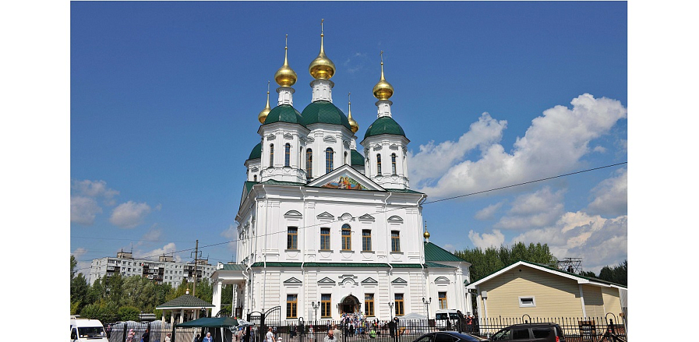 В микрорайоне Юг прошло освящение храма в честь основателей Нижнего Новгорода - князя Георгия Всеволодовича и его духовного наставника святителя Симона