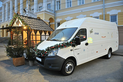 «ГАЗели» для Деда Мороза