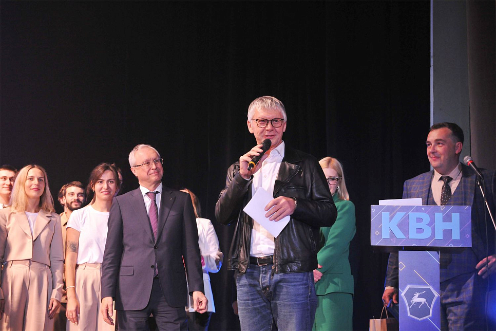 Фестиваль КВН «Опережая время»