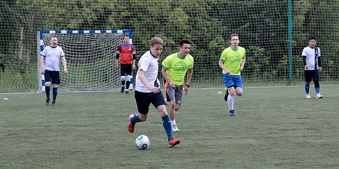 Команда Горьковского автозавода завоевала второе место на городской спартакиаде работающей молодежи