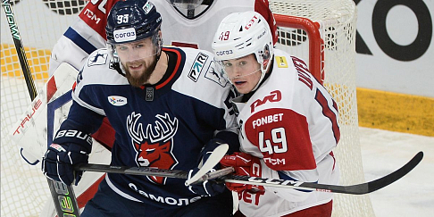 Для хоккейных команд наступила жаркая пора - матчи на вылет в борьбе за главные трофеи