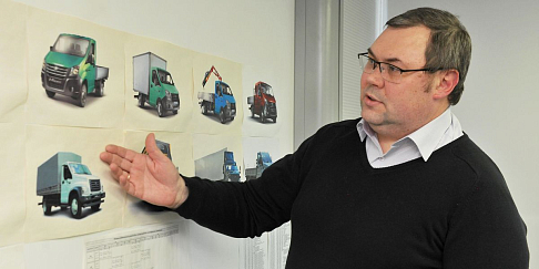 Команда дирекции по развитию ДКА под руководством Сергея Шелякова разработала новые методы обработки информации для анализа рынка спецтехники 