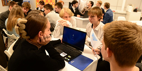 Горьковский автозавод провел Декаду металлурга для учеников автозаводских школ