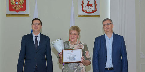 На городском конкурсе «Лучший дворник» снова победила участница из Автозаводского района