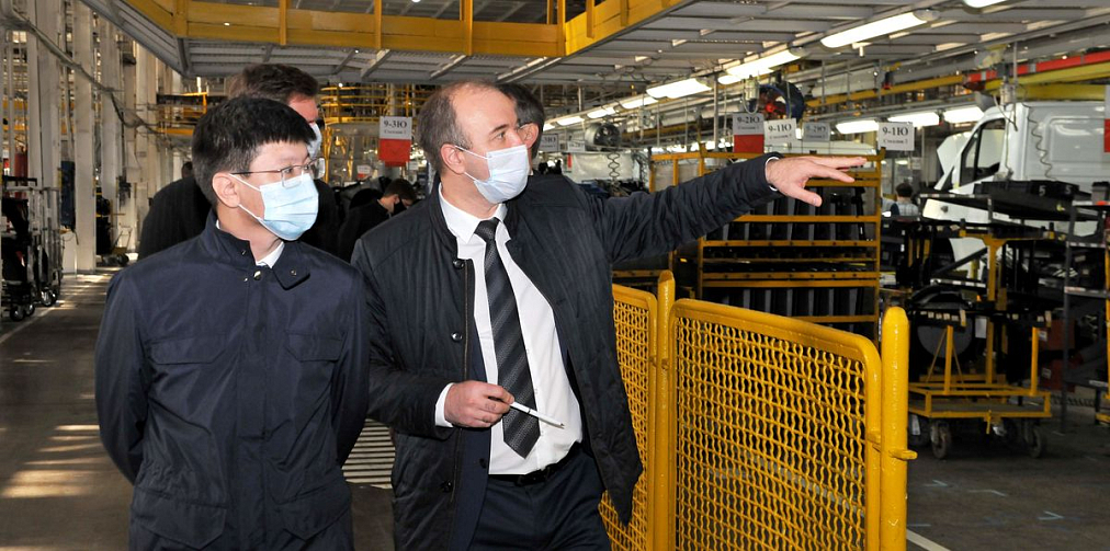 Делегация Генерального консульства Республики Казахстан в Казани посетила производственные площадки «Группы ГАЗ»