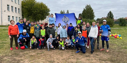 Волонтеры «Группы ГАЗ» провели мастер-класс по футболу для воспитанников Павловского детского дома