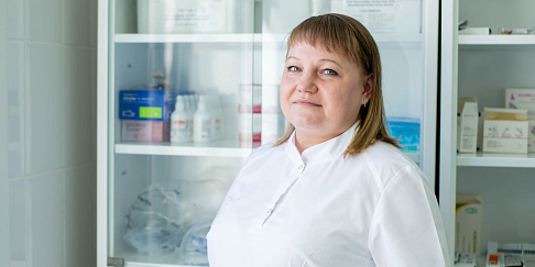 «Вышивка меня успокаивает», - Светлана Родионова, медсестра ЦМП «ГАЗ»