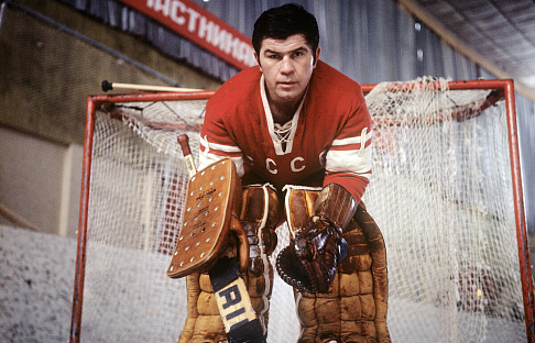 Памятник хоккеисту Виктору Коноваленко появится в Автозаводском районе