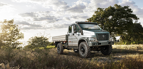 Начались продажи новых модификаций грузового внедорожника «Садко NEXT» 