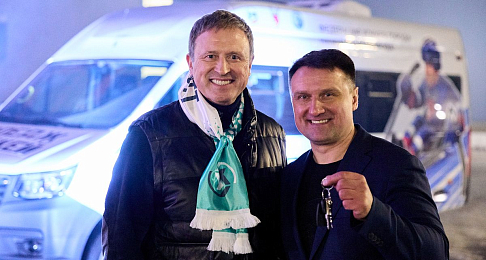 ГК «СТТ» подарила «Газель NN» нижегородской детской следж-хоккейной команде 