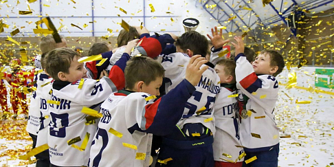 Детская команда торпедовского СДЮШОР - «Торпедо-2014» выиграла первый турнир «Кубок Юнисон», который проходил с 6 по 7 мая в Москве