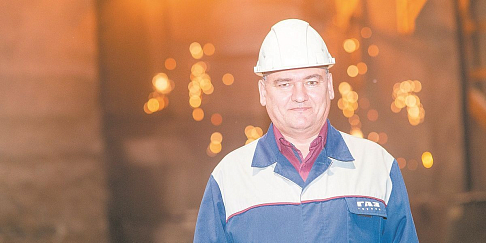 Директор литейного завода Андрей Дунюшкин рассказал о планах металлургов Горьковского автозавода в канун профессионального праздника