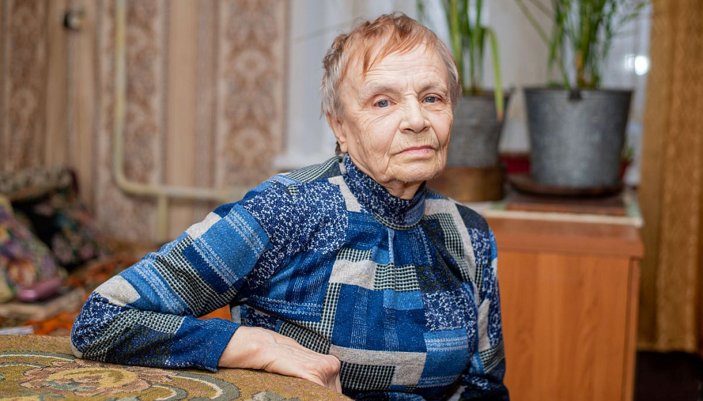 Более 20 лет растут финиковые пальмы у ветерана Горьковского автозавода Евгении Богуцкой