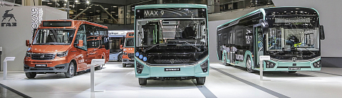 Автобусы большие и маленькие