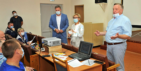 Депутаты на связи