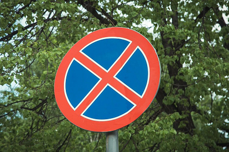 Остановку и стоянку транспорта ограничат на улице Веденяпина с 22 июня
