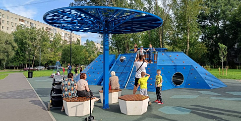 39 спортивных и детских площадок установлено на общественных пространствах в Автозаводском районе