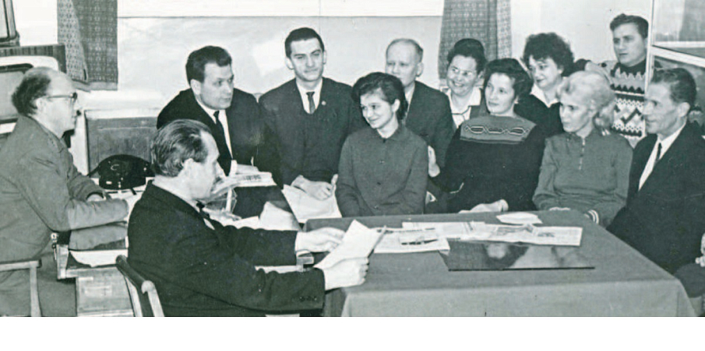 Нас подружила газета