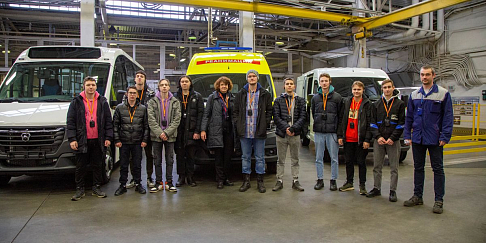 Студенты Краснобаковского лесного колледжа изучали возможности трудоустройства на ГАЗе