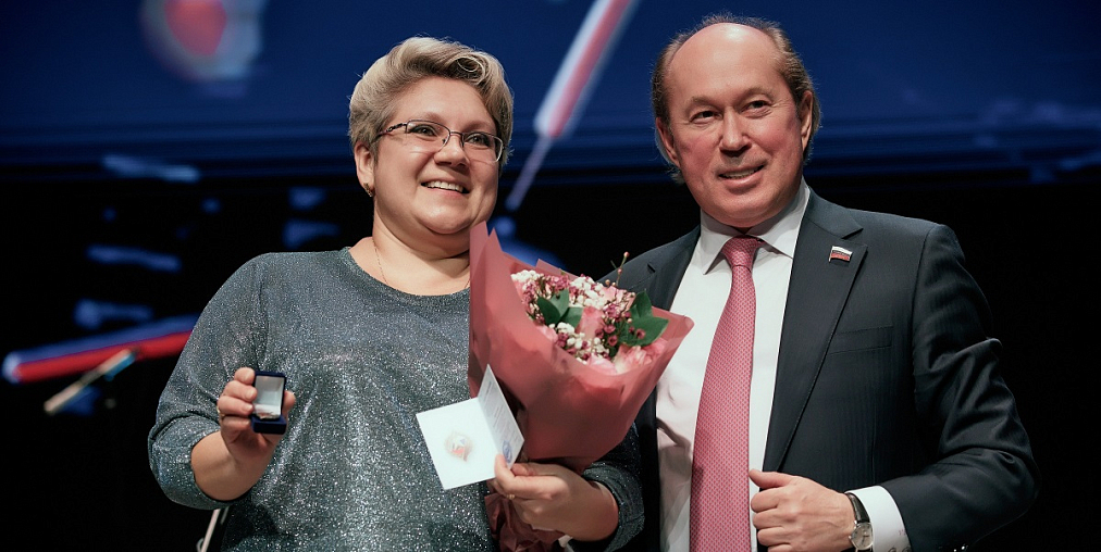 Начальник отдела внедрения и развития ТРИЗ АЗ «ГАЗ» Татьяна Барыкина стала заслуженным рационализатором России