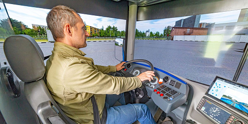 «Группа ГАЗ» поставила «Мосгортрансу» тренажеры-симуляторы нового поколения для обучения водителей автобусов