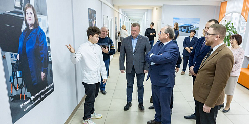 В школе №5 Ликино-Дулева открыли физико-математическую лабораторию и тематическую рекреацию