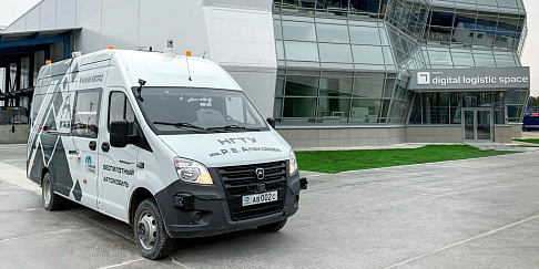 Беспилотный электромобиль «ГАЗель NEXT» работает на месторождении «Газпром нефти»