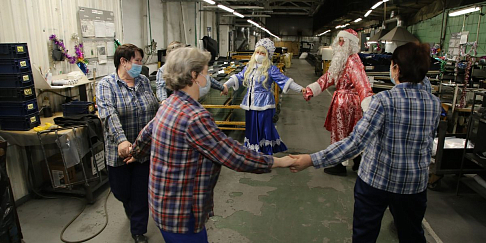 Дед Мороз на конвейере