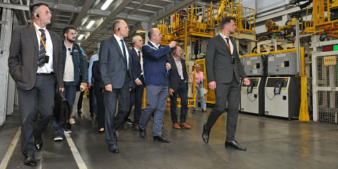 Делегация представителей свердловских предприятий обсуждала на ГАЗе вопросы сотрудничества