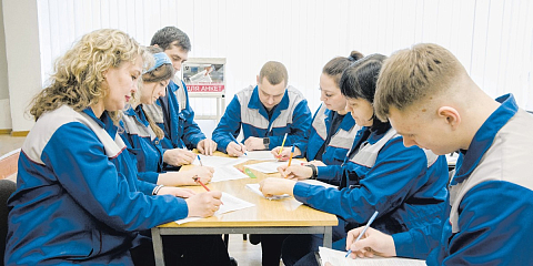 Опрос «Ваше мнение» прошел во всех производственных и функциональных подразделениях компании