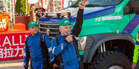 На ралли-рейде «Шелковый путь – 2022» команда «ГАЗ Рейд Спорт» завоевала серебряную и бронзовую медали