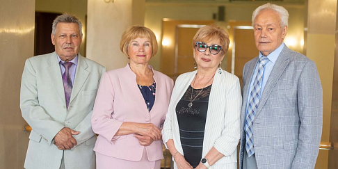 По традиции в конце месяца Совет ветеранов ГАЗа чествовал юбиляров, родившихся в мае