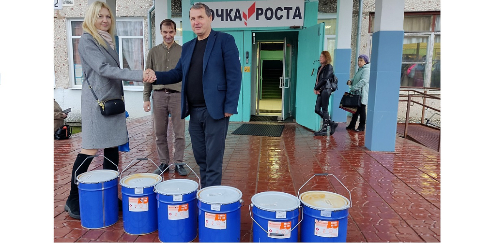 Ликинский автобусный завод взял шефство над школой №5