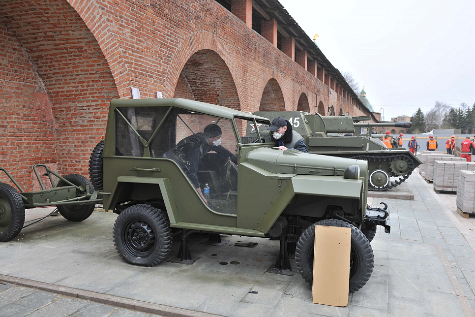 Реставрация экспозиции военной техники в Нижегородском кремле
