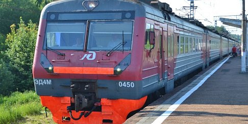 С 11 июля по просьбе работников Горьковского автозавода назначаются электропоезда из Дзержинска до станции Кустовая