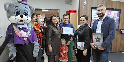 Депутаты городской Думы Мария Кузнецова и Валерий Скакодуб передали Нижегородскому областному детскому центру медицинской реабилитации инновационное оборудование