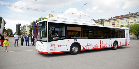 Восемь новых автобусов производства Ликинского автобусного завода прибыли в Череповец
