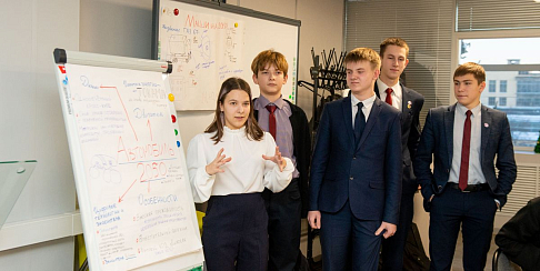 Профориентационные мероприятия для учеников инженерно-технологических классов провели специалисты Горьковского автозавода в декабре