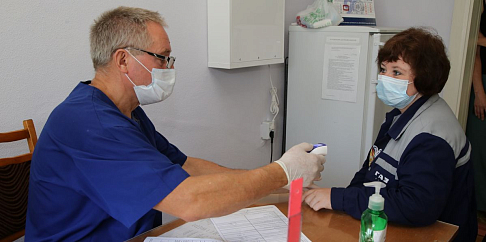 На нижегородской площадке «Группы ГАЗ» продолжается вакцинация сотрудников в здравпунктах подразделений