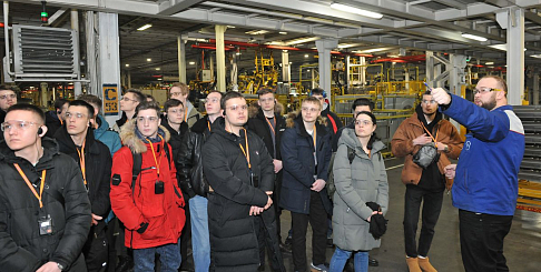 Для студентов Волжского государственного университета водного транспорта прошел «День возможностей на Горьковском автозаводе»