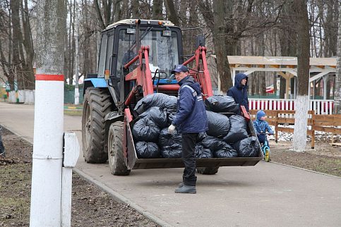 Сотрудники ГАЗа на общегородском субботнике