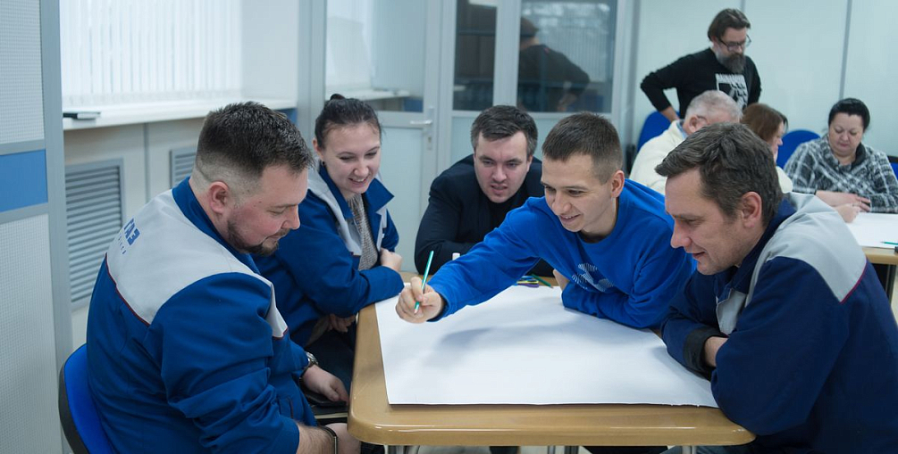 Графический дизайн бренда территории Автозаводского района разрабатывается в рамках программы «Новый социальный вектор»