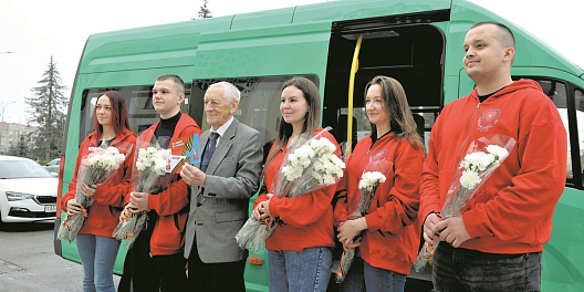 Волонтеры автозавода провели традиционную акцию «Забота о ветеранах»