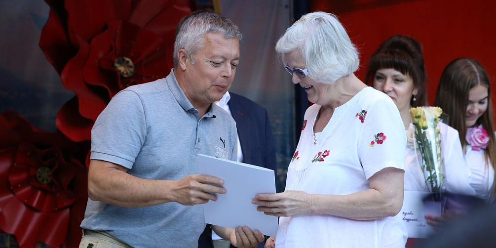 В Автозаводском районе наградили участников конкурса «Я здесь живу, я здесь творю!»