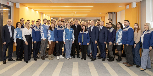 В рамках своего визита в Нижний Новгород Олег Дерипаска встретился с представителями молодежных советов Нижегородского автозавода