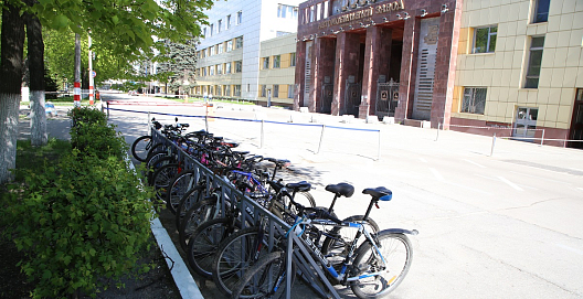 У проходных «ГАЗа» увеличилось количество велопарковок